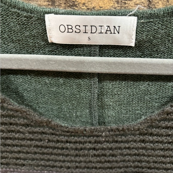 Obsidian Top - Picture 7 of 8